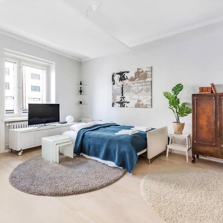 Wehost Spacious Studio Near Metro Kallio Helsingfors Exteriör bild